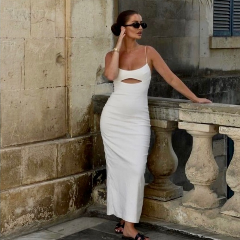 Casual Backless Cut Out Tie Back Spaghetti Straps Midi Dress - Picture 2 of 14